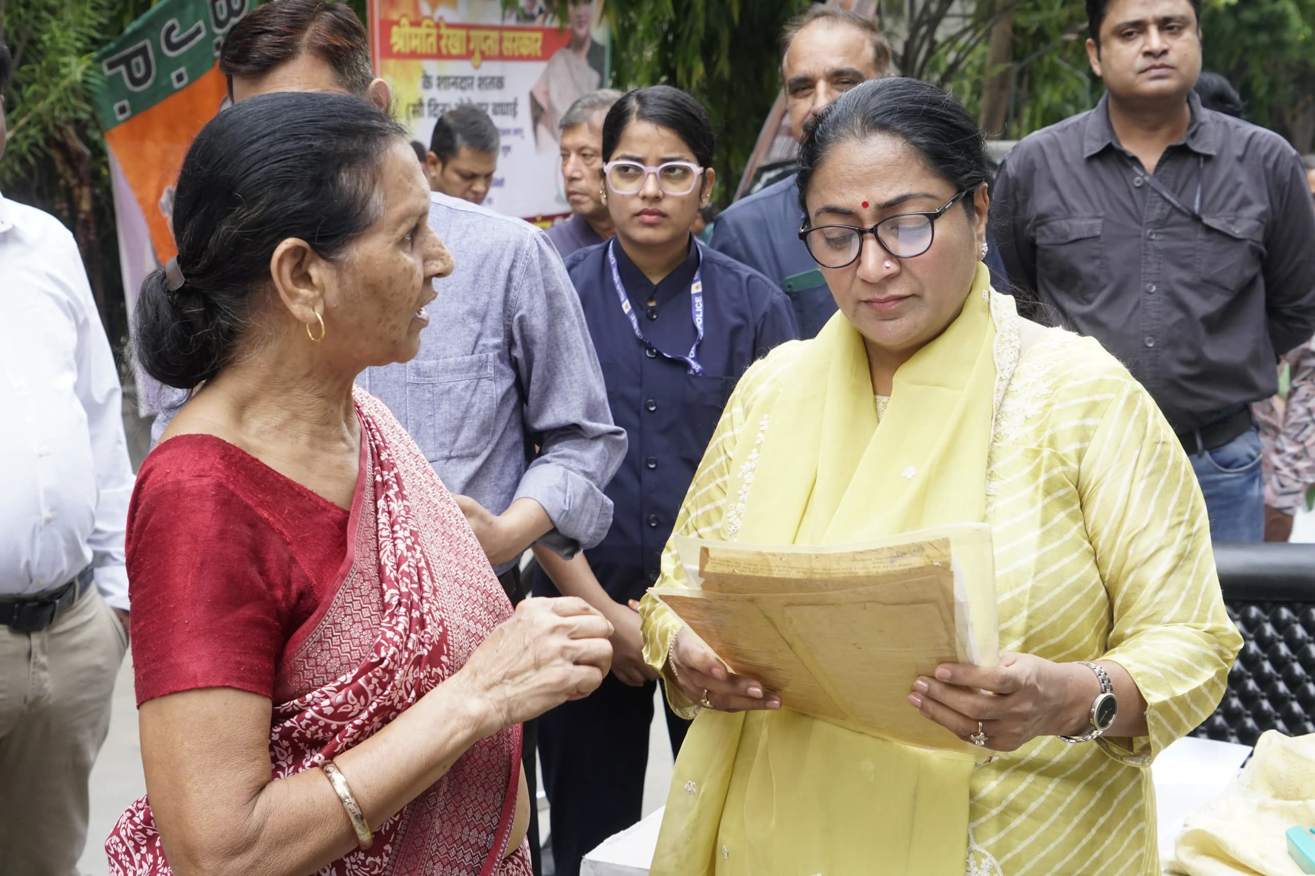 रेखा गुप्ता: जन शिकायतों पर संवाद